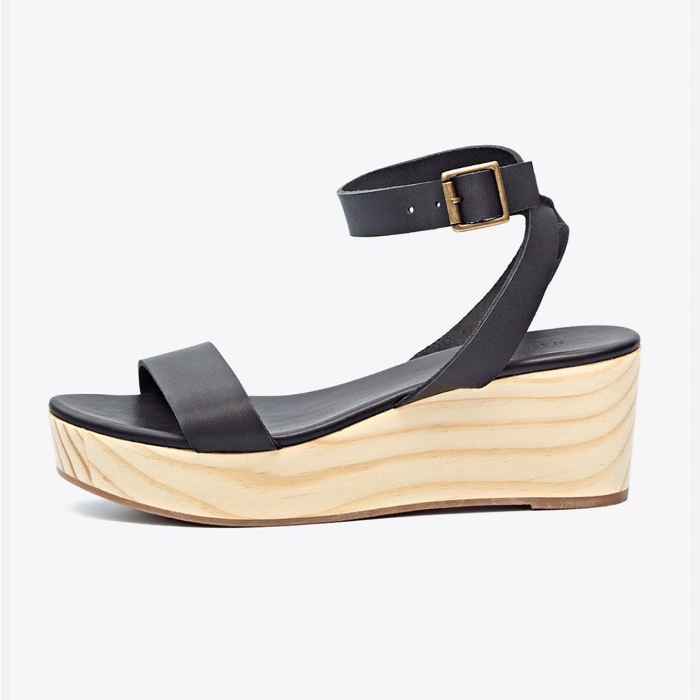 Nisolo Black Leather Platform Sandals, size 7